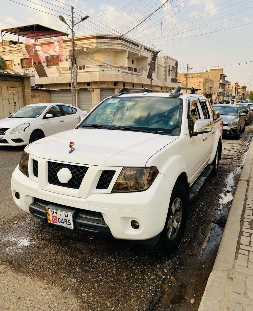 نيسان فرونتير
